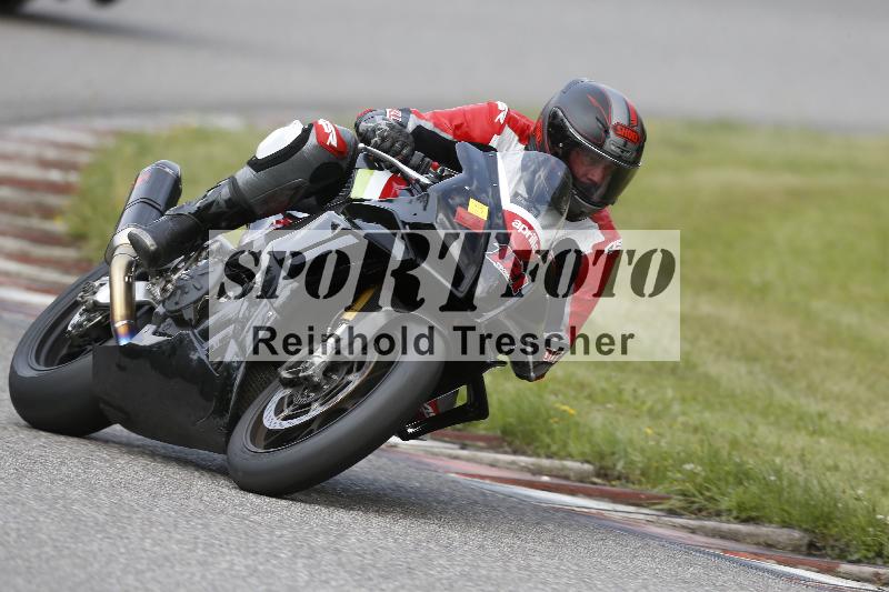 /24 08.06.2025 TZ Motorsport ADR/Gruppe rot/121